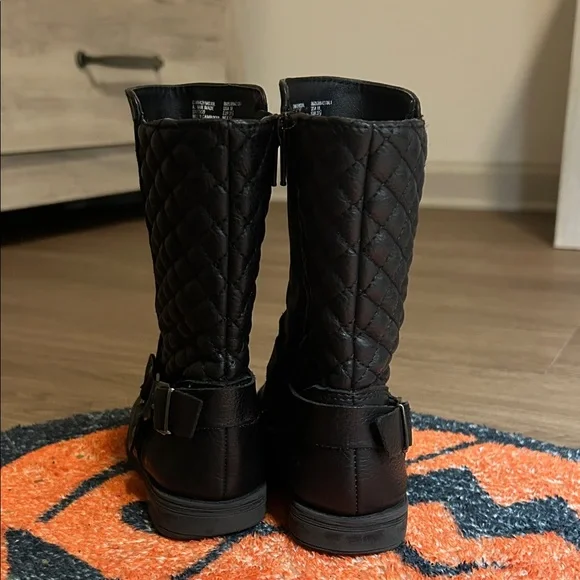 Black Leather Women's Boots - Picture 3 of 4